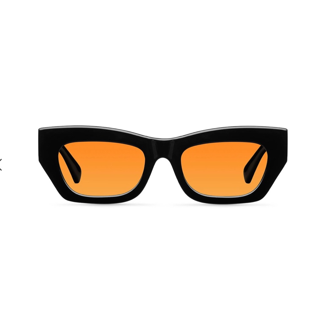 MELLER Sunglasses.
BRAND NEW NEVER WORN IN BOX